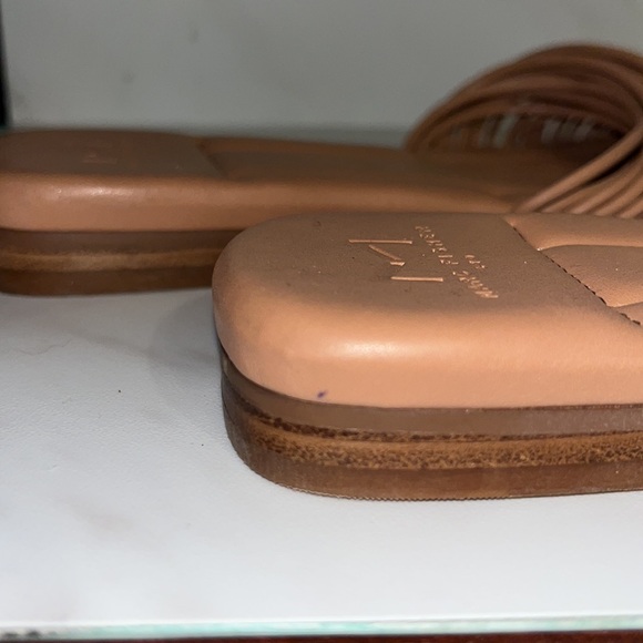 Marc fisher Maddie strappy flat slide 7.5 - Picture 6 of 7